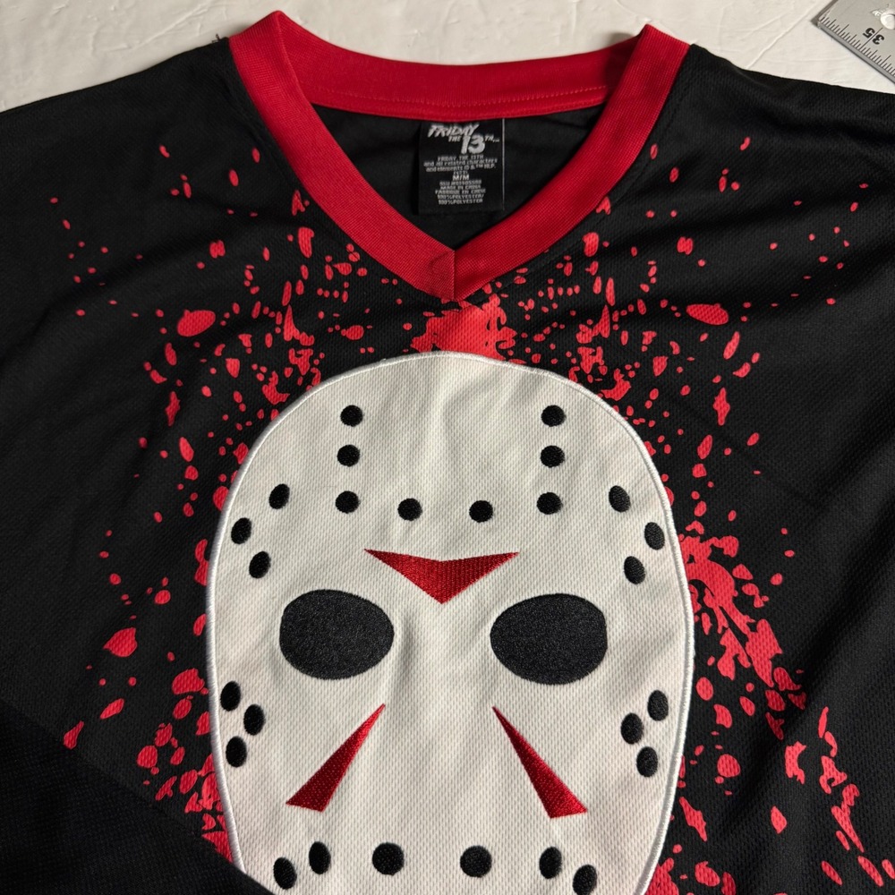 Friday the 13th Jason Voorhees Hockey Jersey Shirt Mens Medium Black Red
